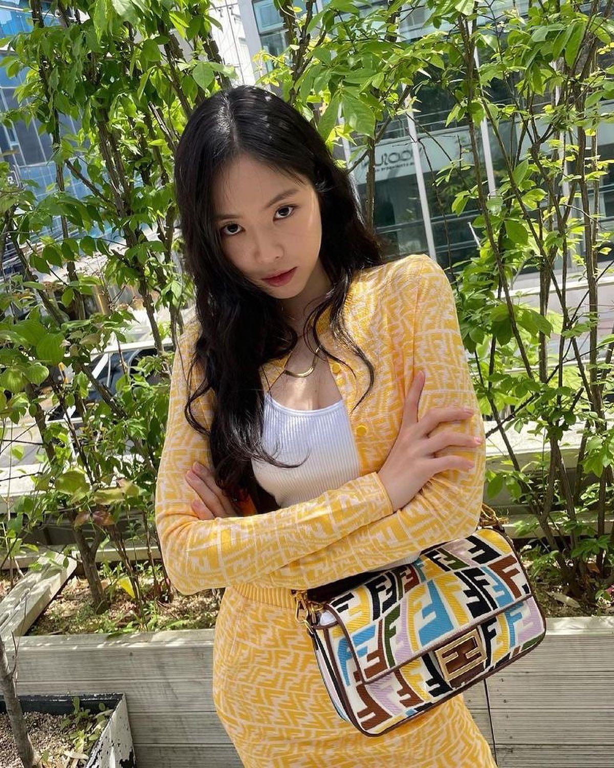 손나은 코디센스 참고하기💙✔️ 이미지5