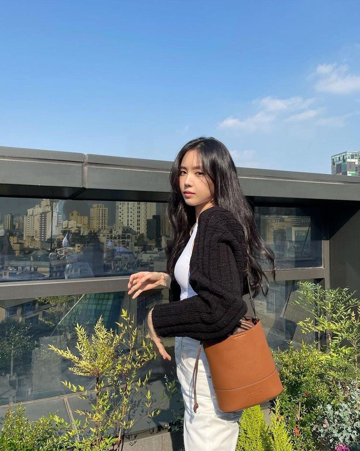 손나은 코디센스 참고하기💙✔️ 이미지6