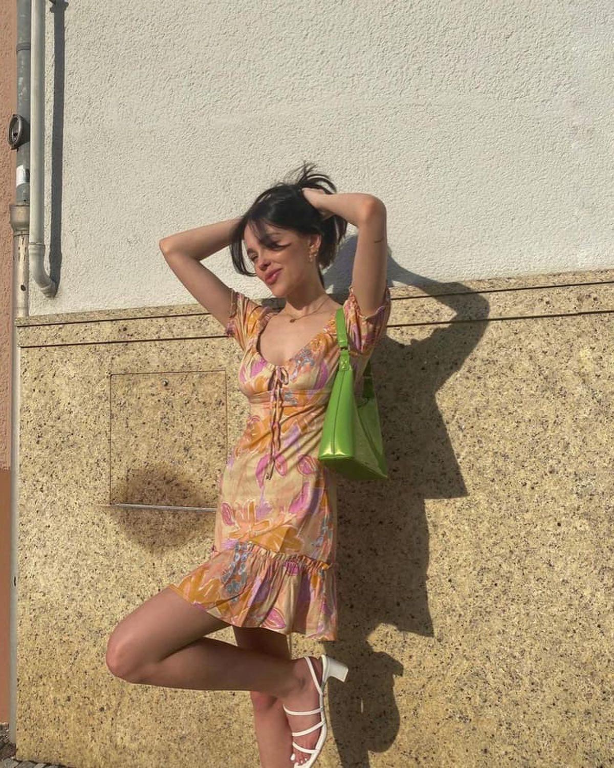 원피스에 샌들신기🩴🤍🖤 이미지8