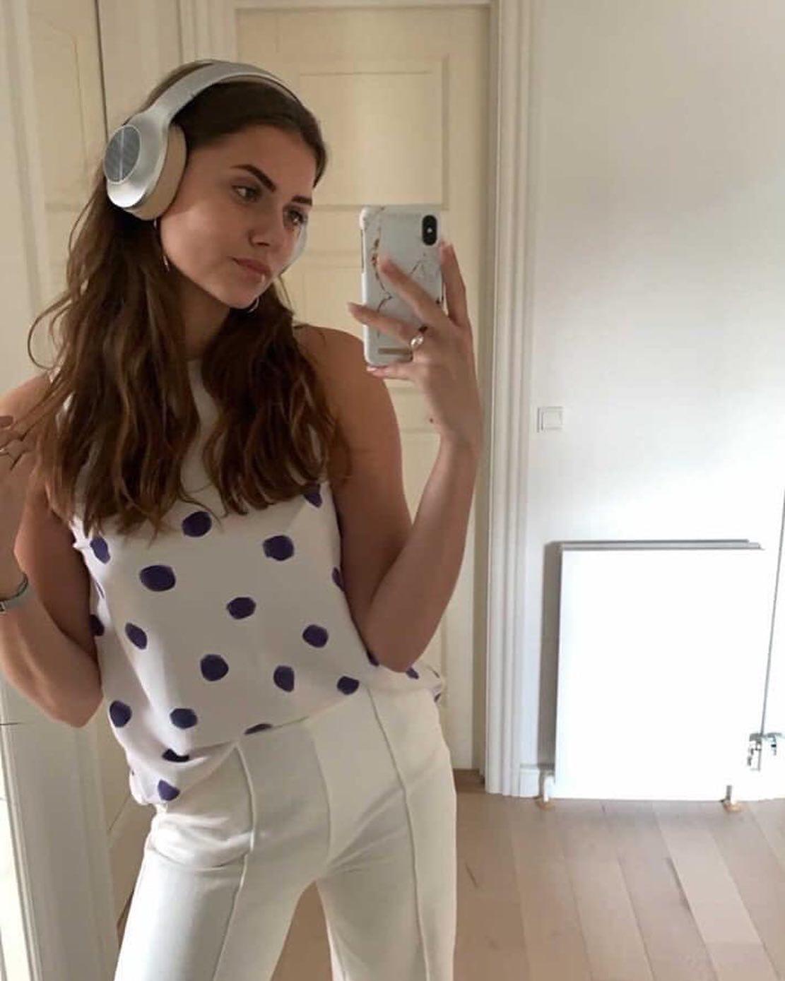 헤드폰 감성🎧🖤 이미지3