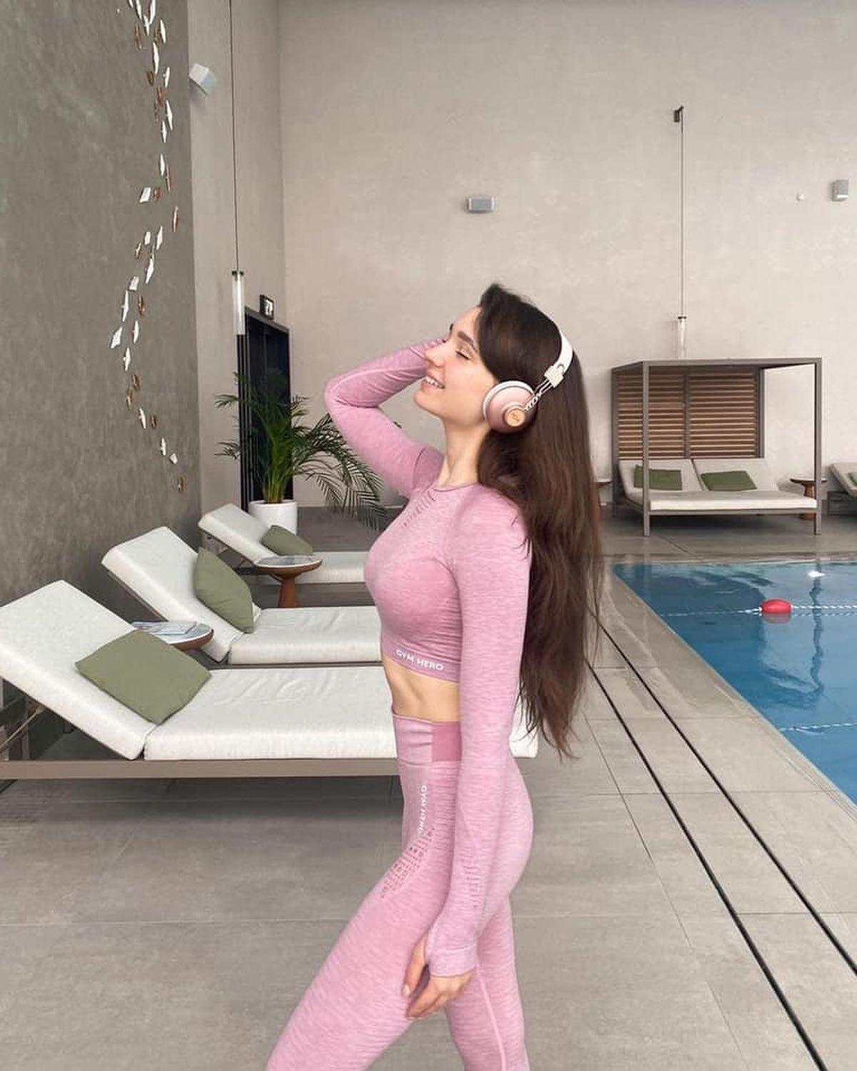 헤드폰 감성🎧🖤 이미지6