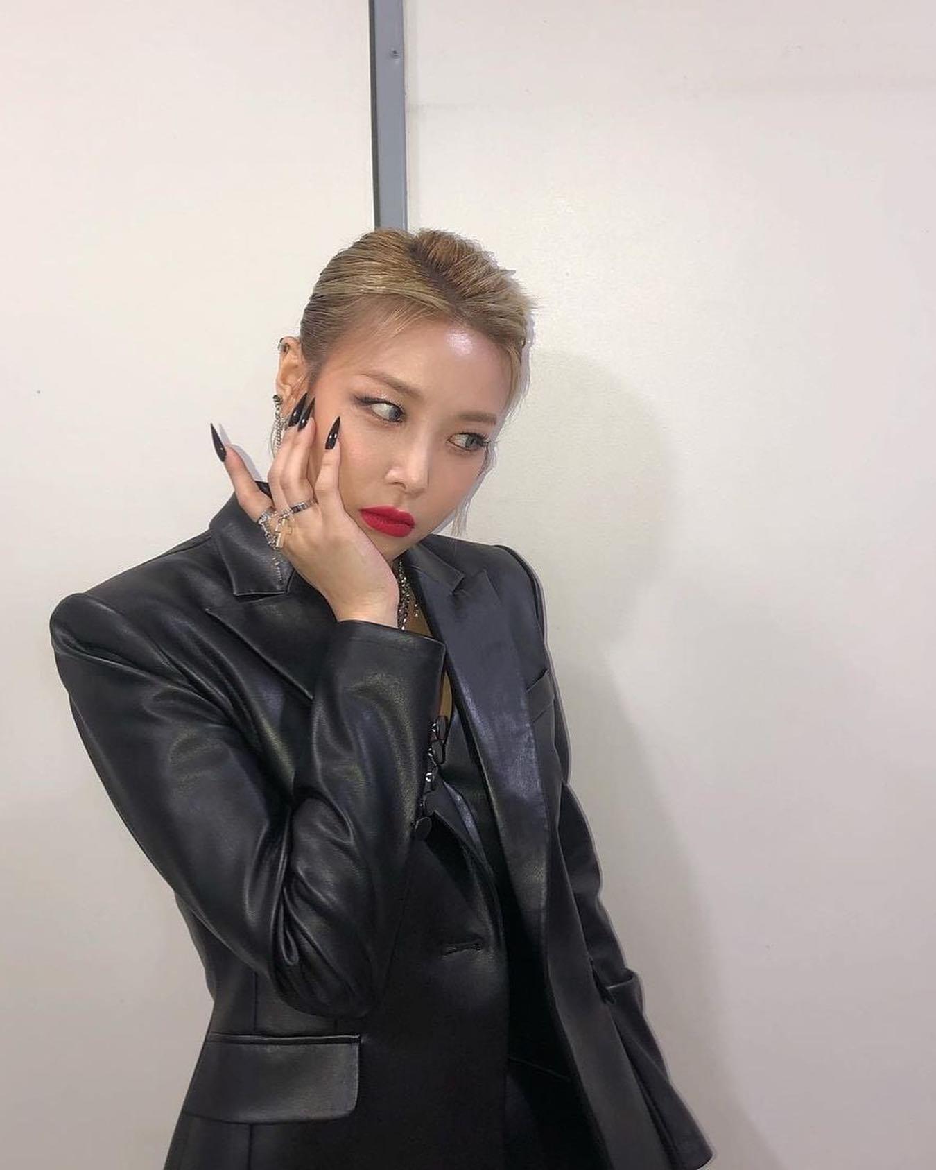 유빈의 스타일리시 데일리💜✨ 이미지6