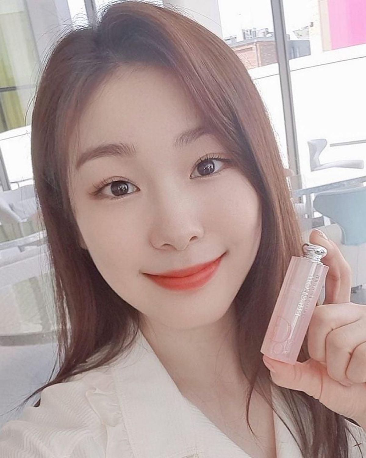 퀸연아의 여전한 금메달 미모🥇 이미지7