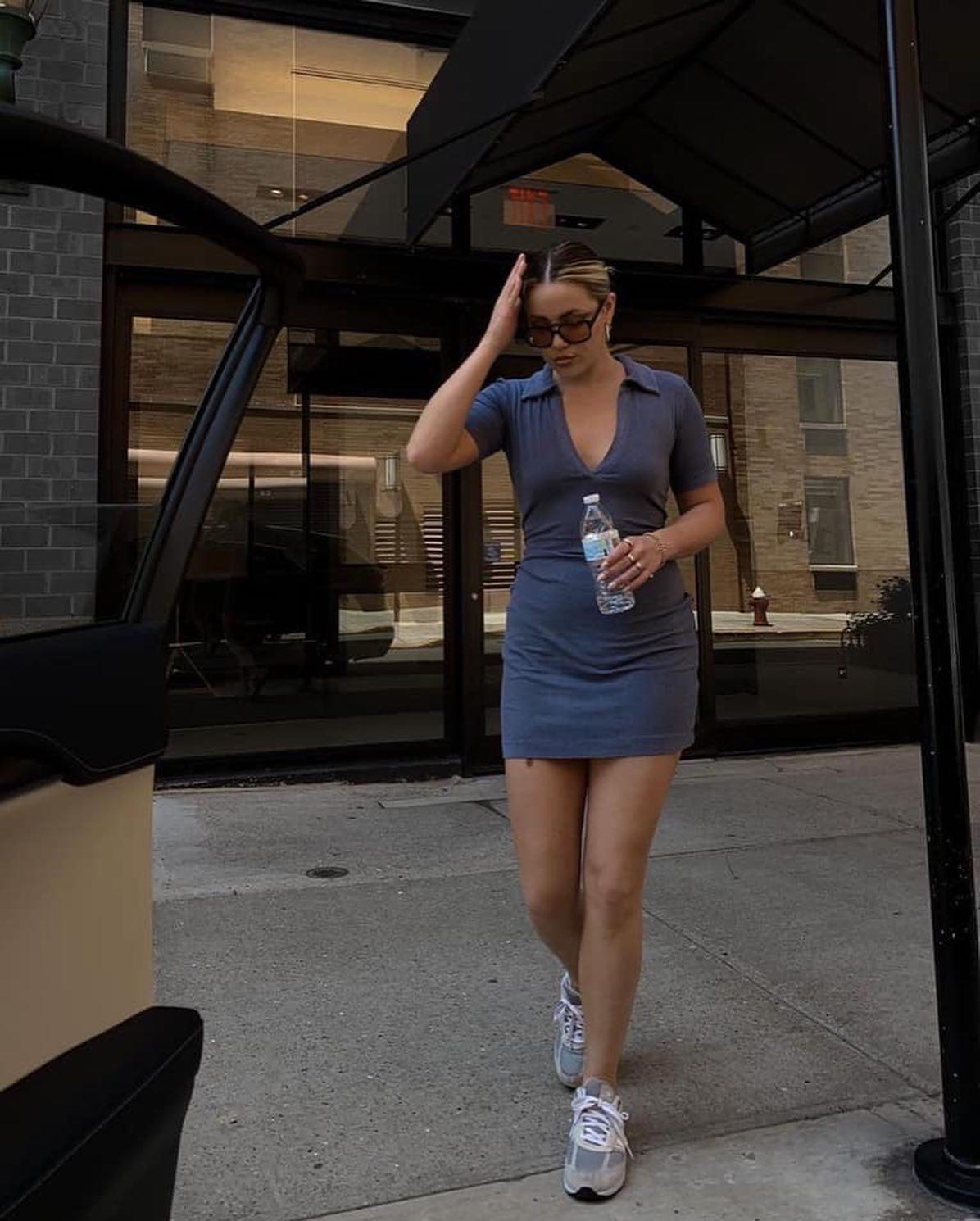 딱 붙는 반팔원피스🤍❤️📸 이미지3