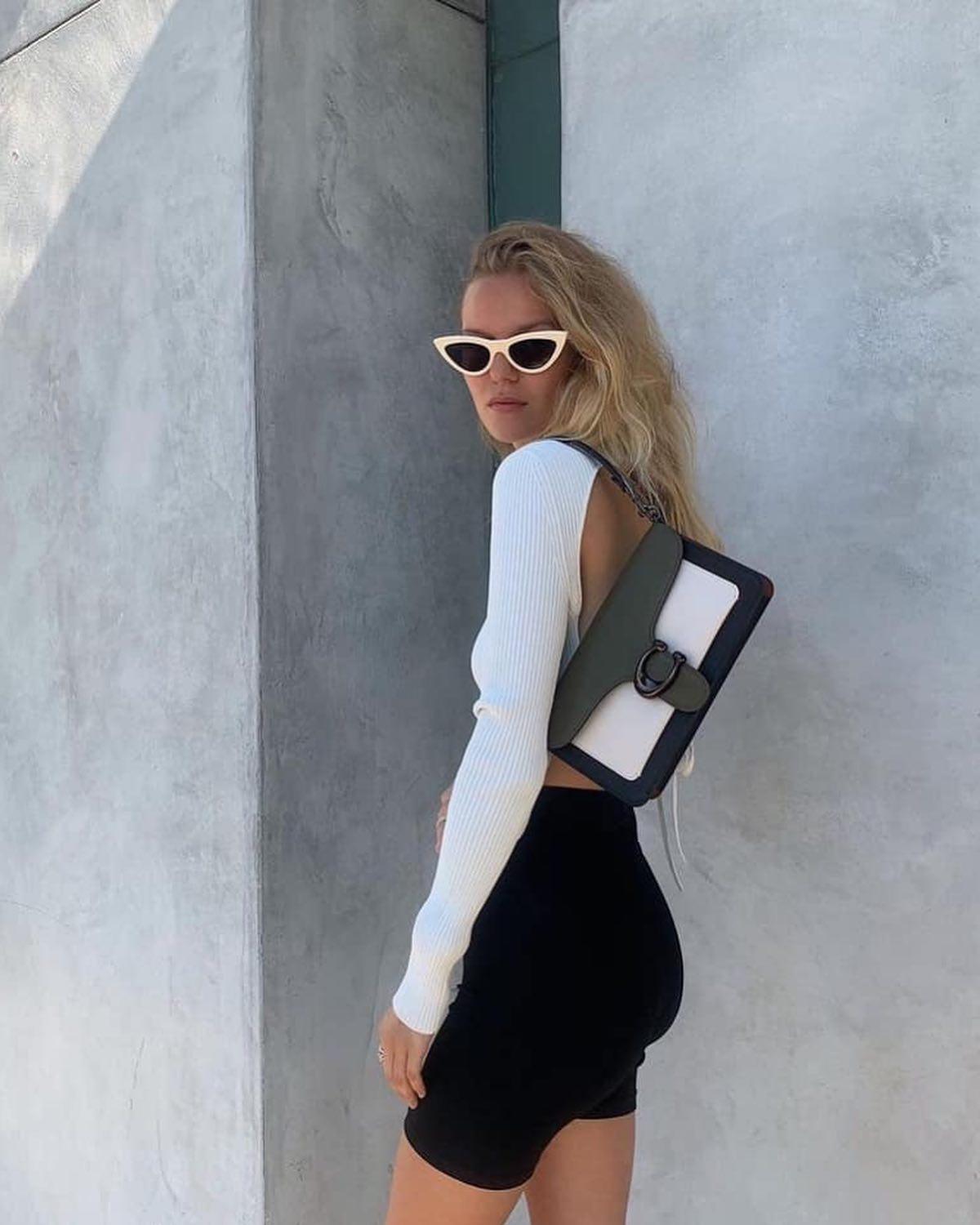 시원하게 등 오픈🔥🖤 이미지5