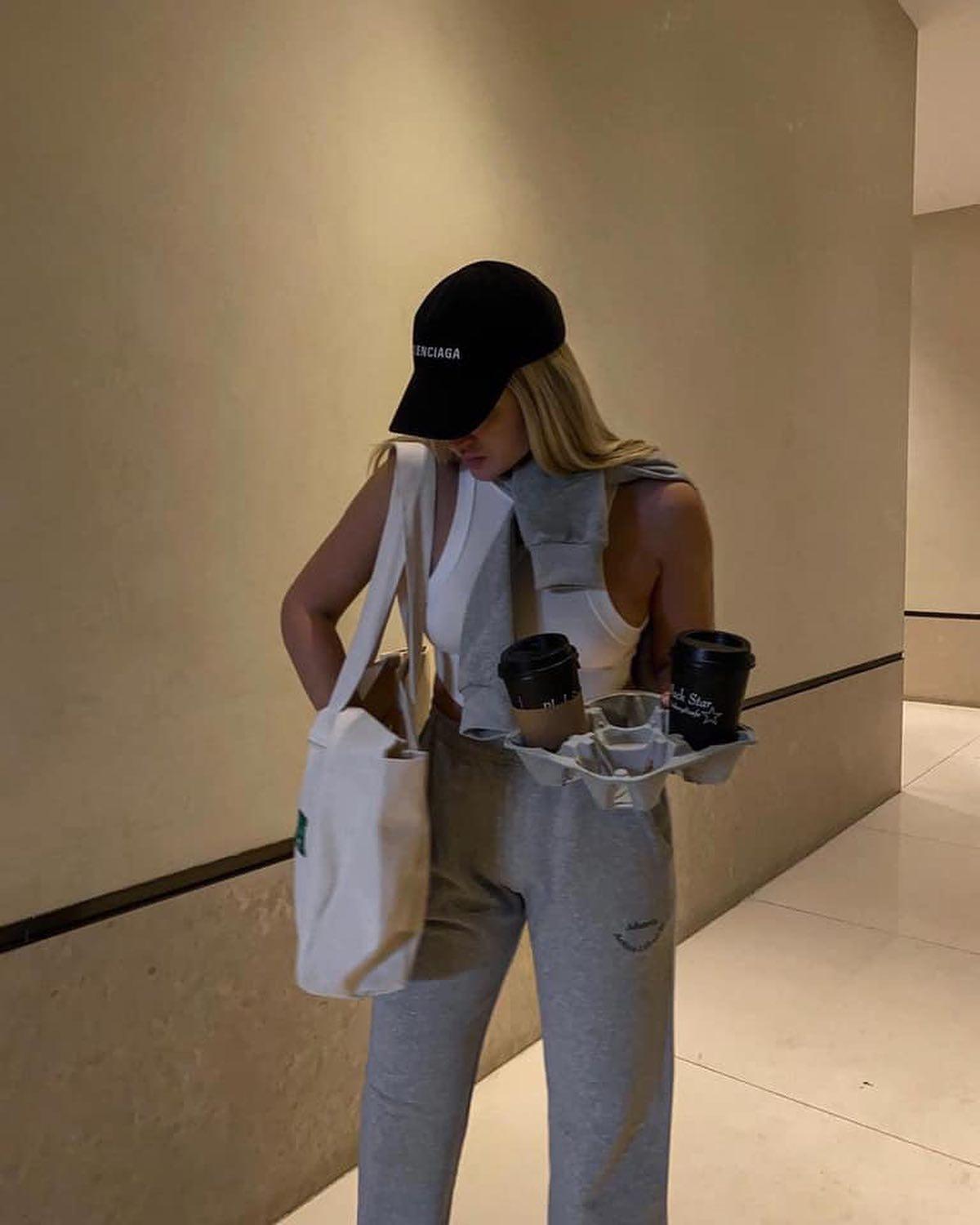 데일리룩에 커피 곁들이기☕️🤎 이미지2