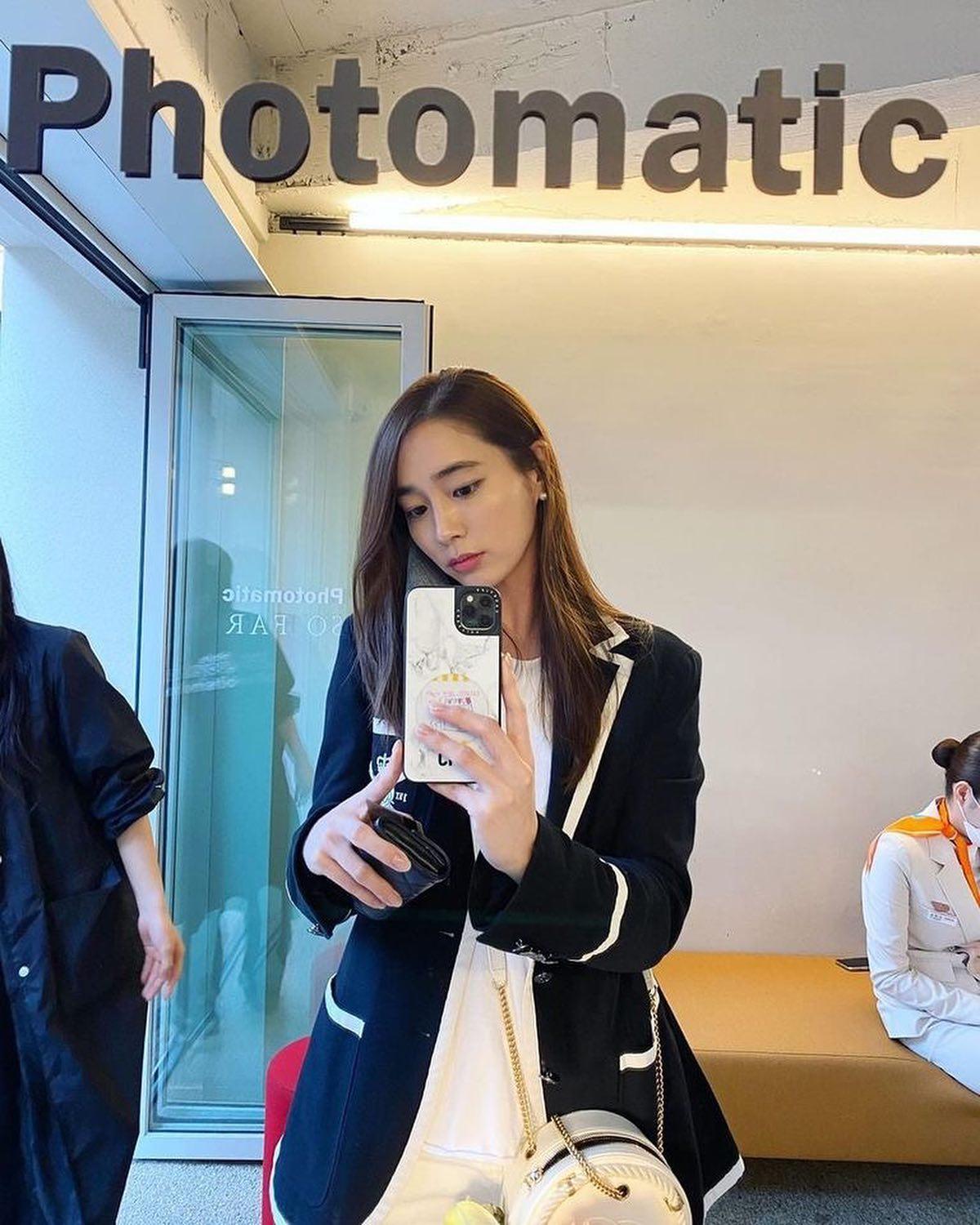 어떤코디도 우아한 배우 이민정🖤 이미지2