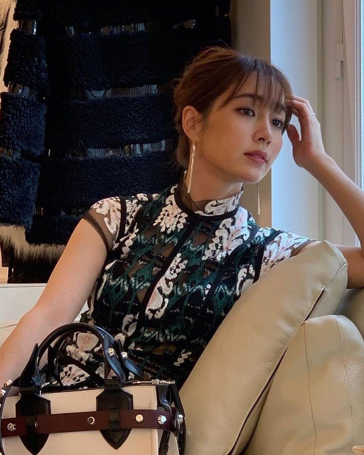 어떤코디도 우아한 배우 이민정🖤 이미지3