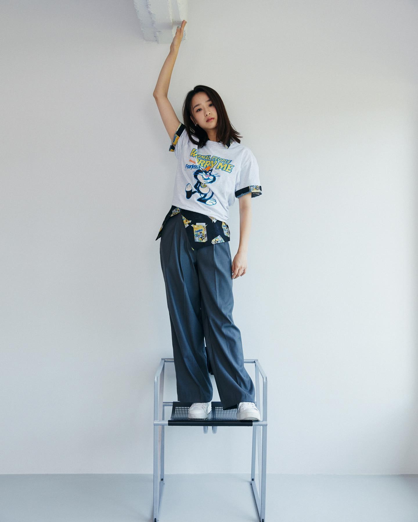 손연재 x 골스튜디오 21SS🧡⚽️
반팔티로 예쁨 다한 언니💜🤍 #광고 #골스튜디오 이미지7