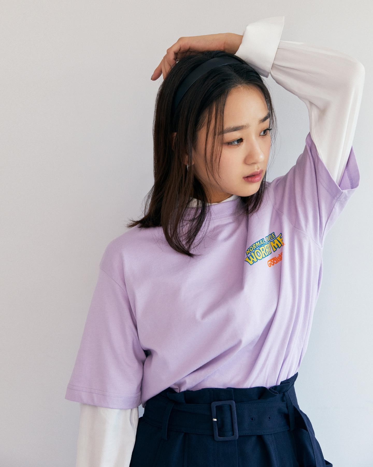 손연재 x 골스튜디오 21SS🧡⚽️
반팔티로 예쁨 다한 언니💜🤍 #광고 #골스튜디오 이미지8