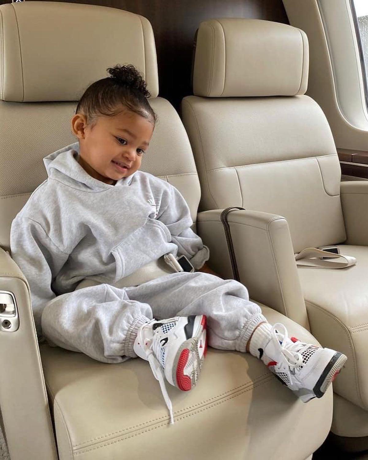 힙한 아가💎🖤스토미 일상패션 이미지3