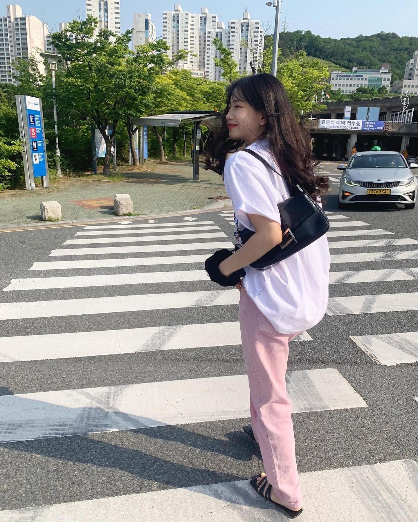 반팔티 여름 코디법💚💜@참고용 이미지3