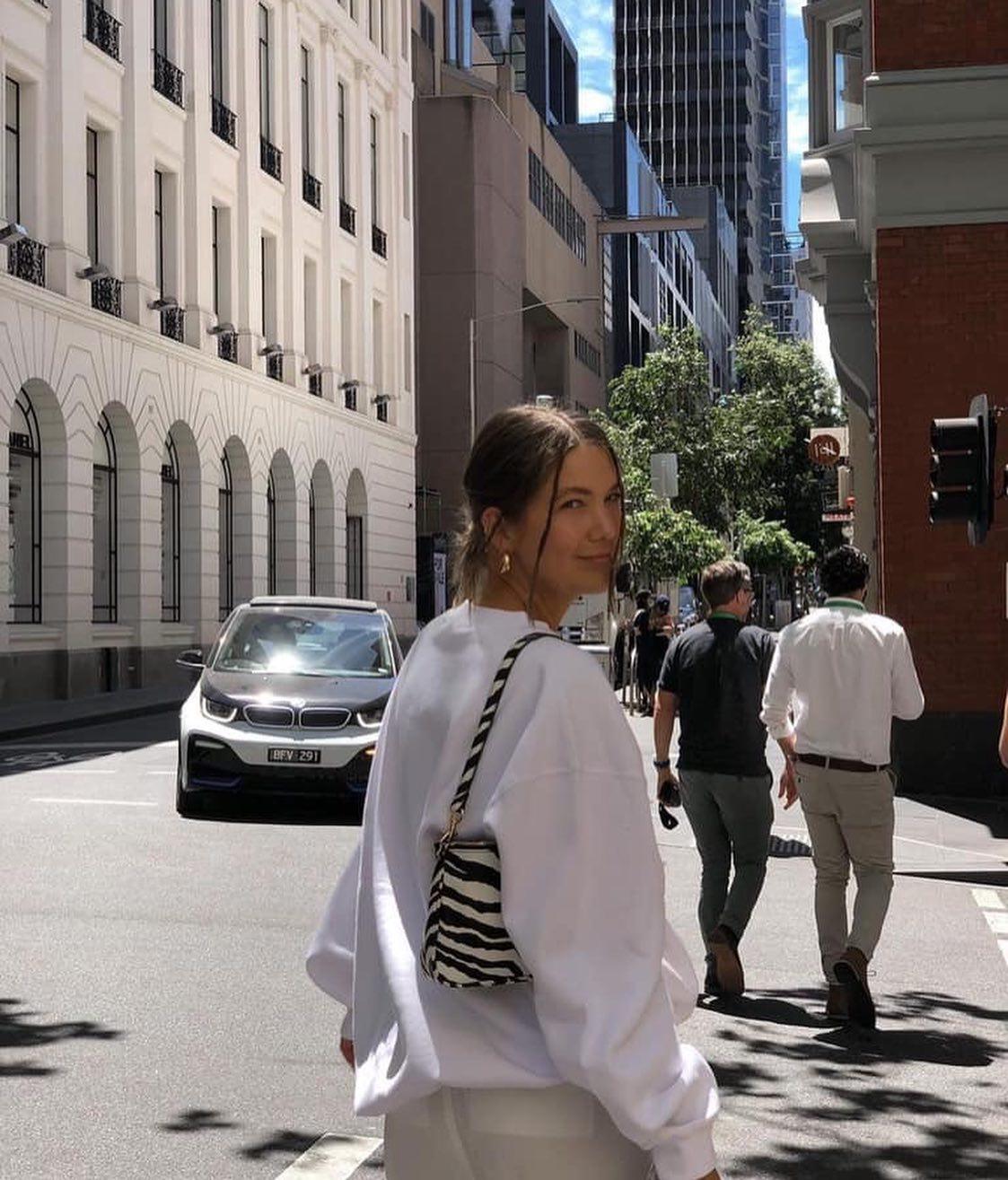 한가닥만 빼주는게 포인트💕🖤 이미지3