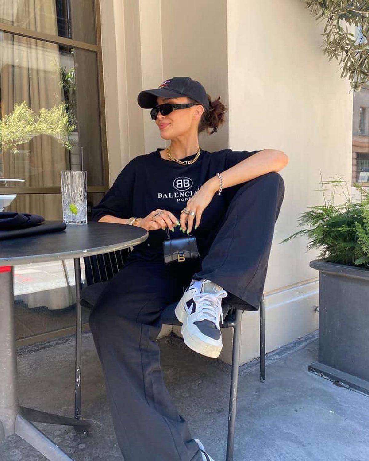 스트릿 감성엔 발렌백￼😎🖤 이미지2