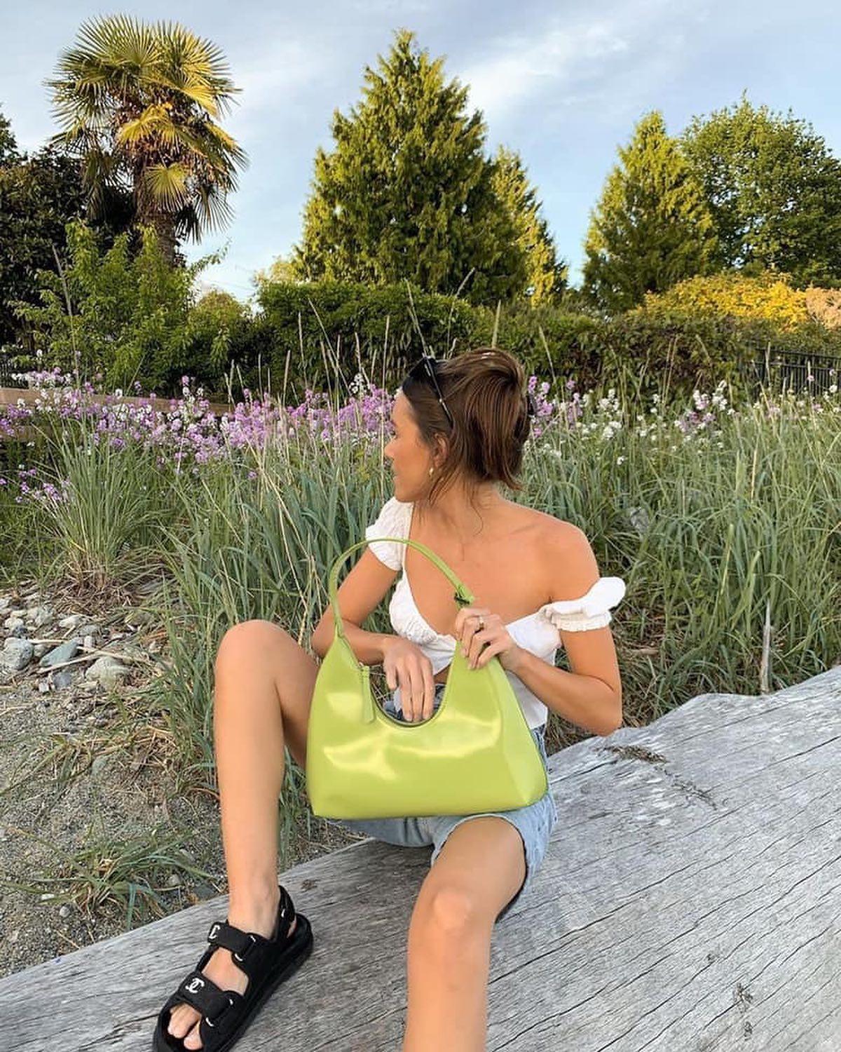 산뜻한 연두색 숄더백🍏💚 이미지5
