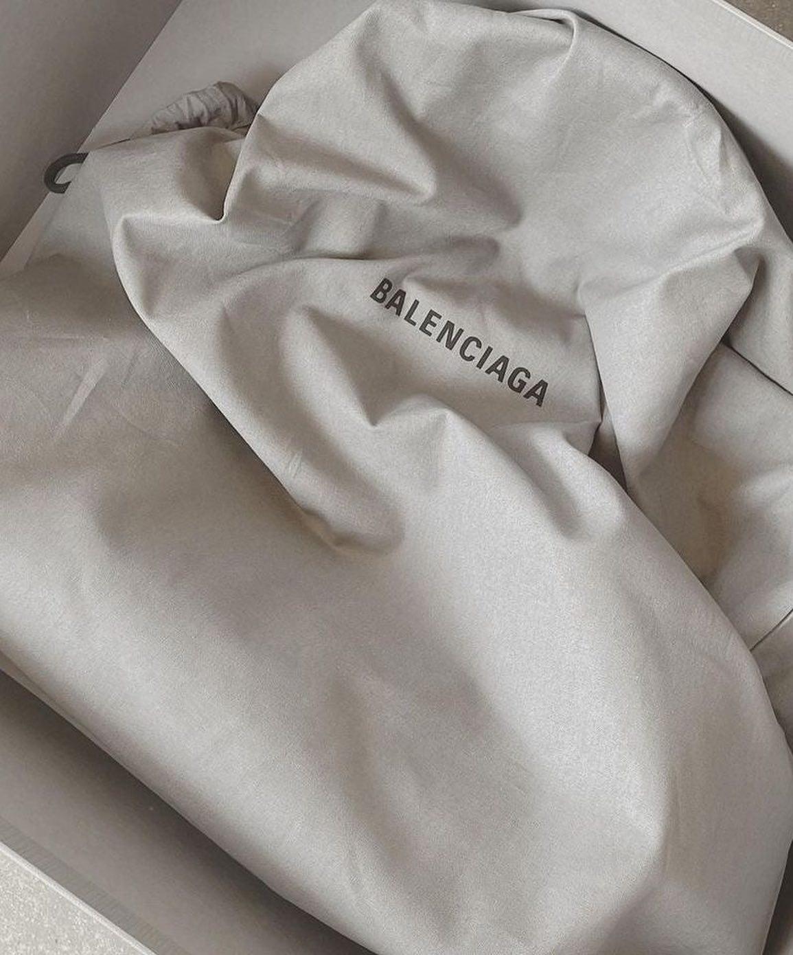 은근히 중독되는 더스트백🤎 이미지6