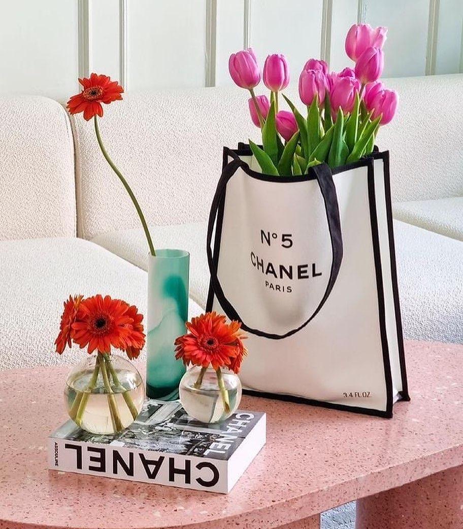 허투루 쓰이지 않는 샤넬북🏛🖤 이미지3