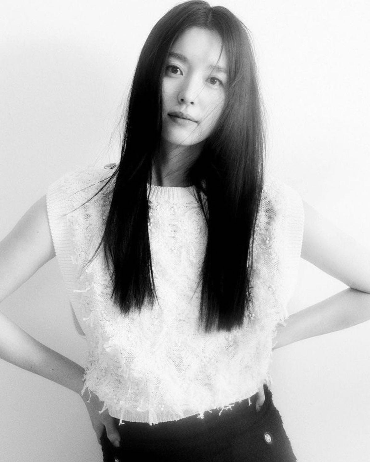 리즈 갱신 거듭하는 효주언니🖤🤍 이미지9