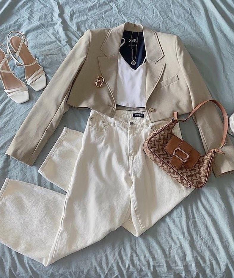 크롭 블레이저 도전😎🤵🏻♀️ 이미지4