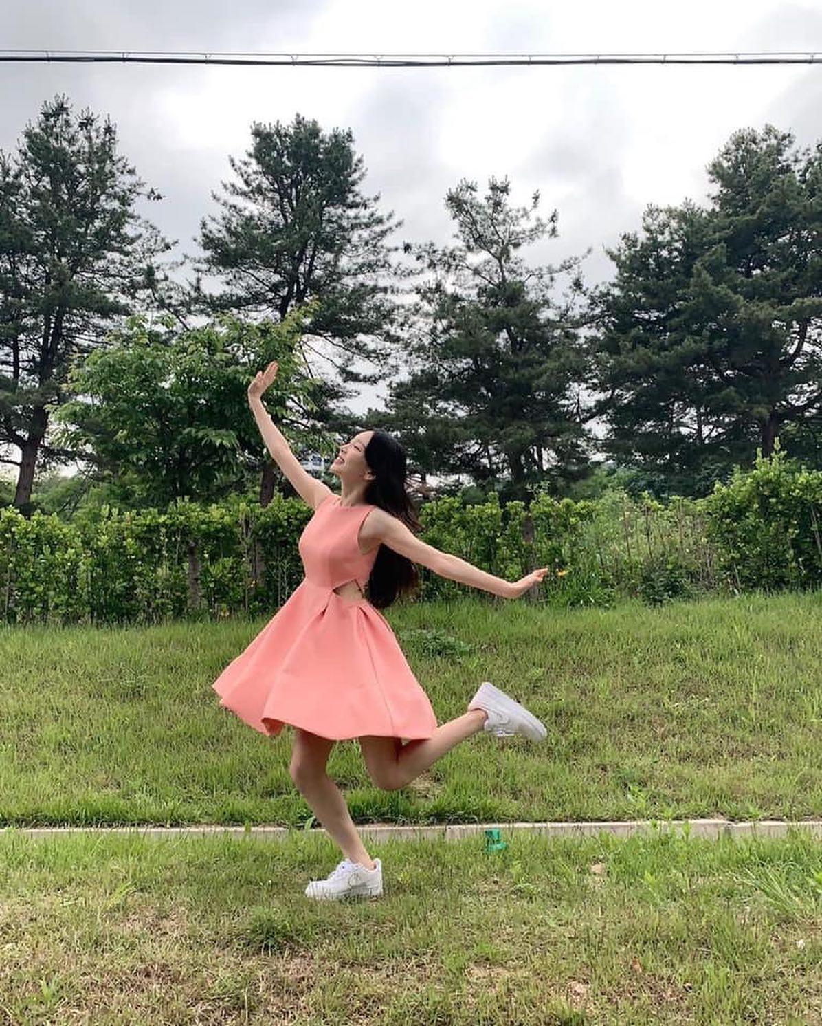 요정미모에 매력은 덤💙태연 이미지2