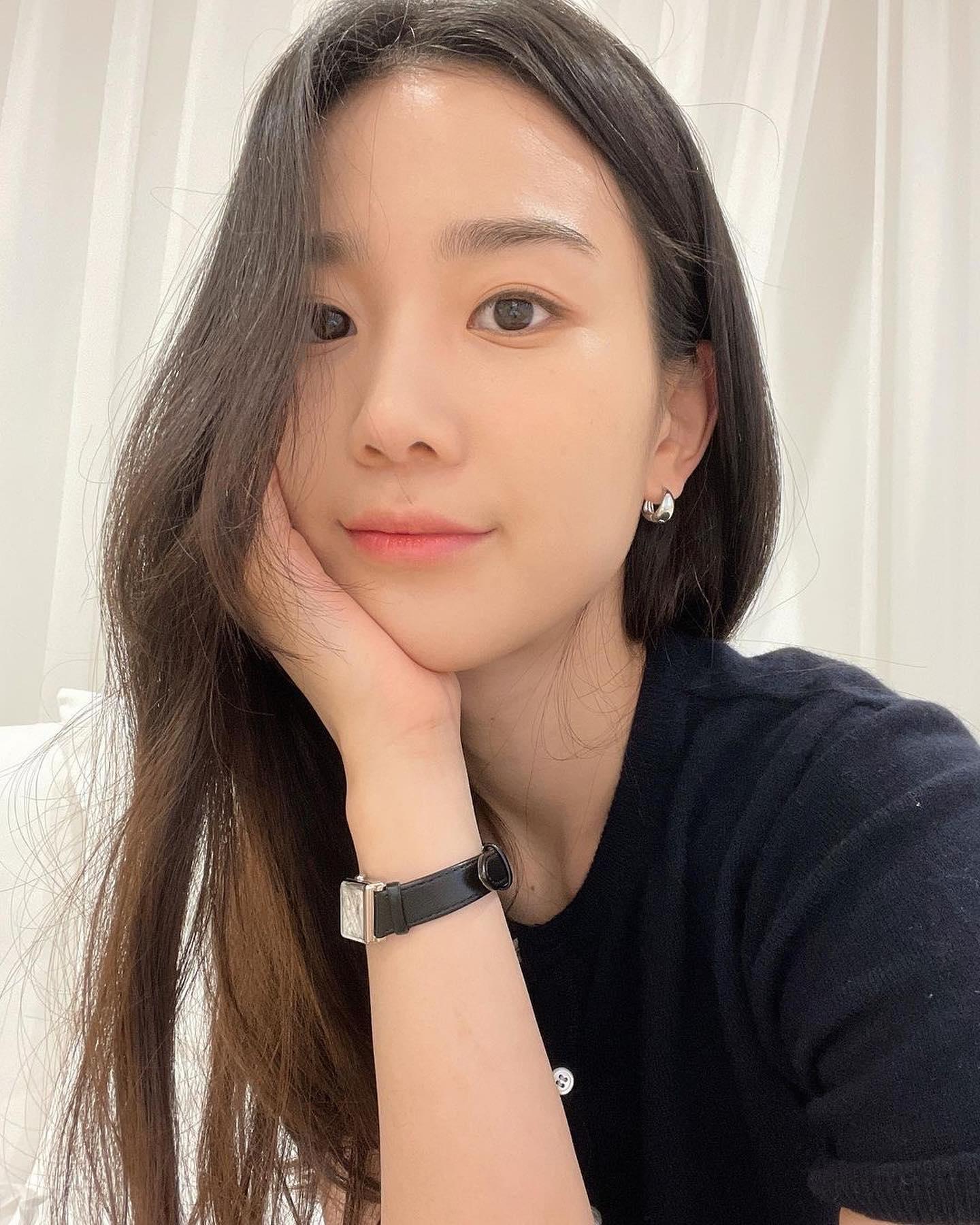 요즘 띄는 고급미🧡🖤마름모 시계 이미지9