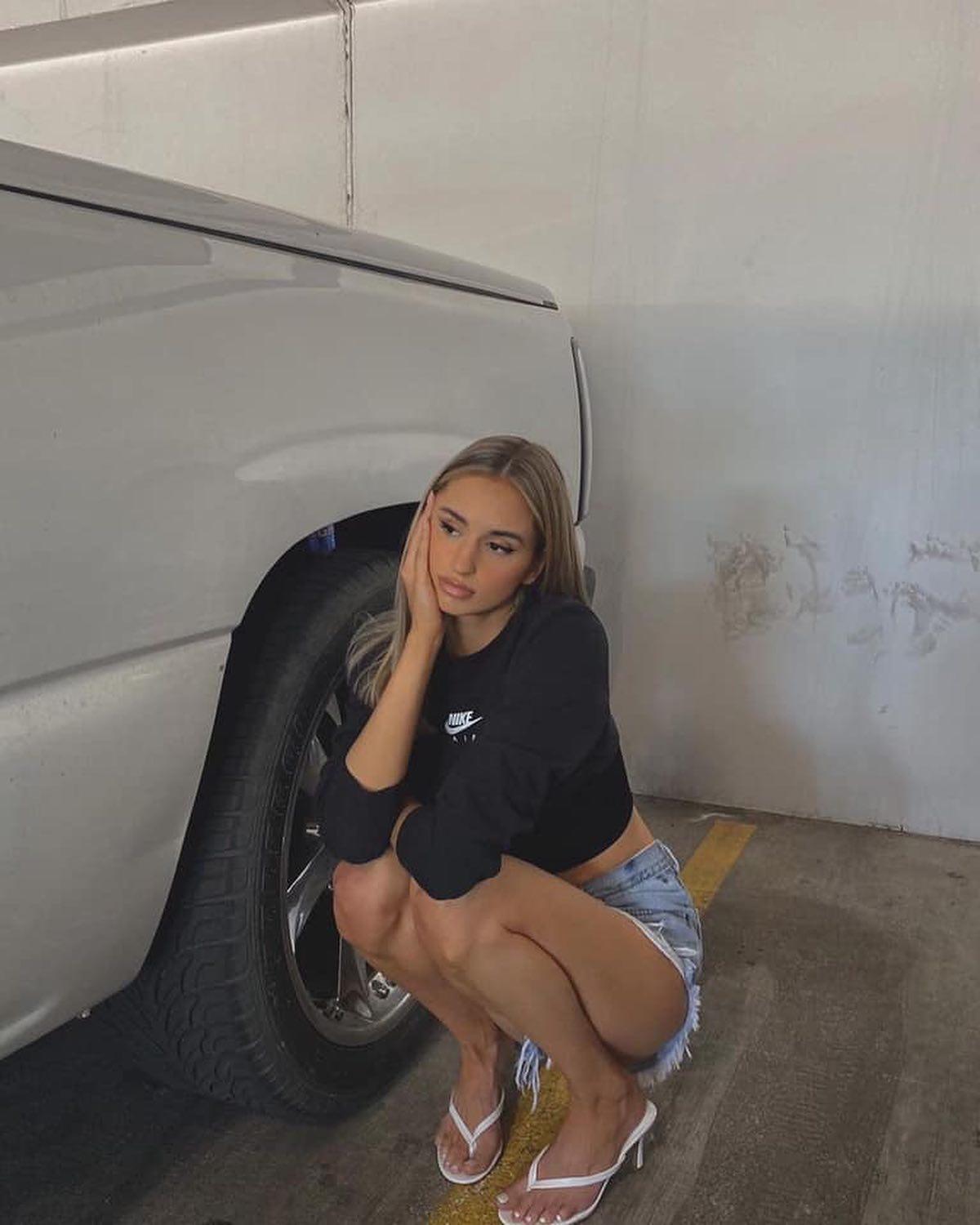 짧청 요렇게 입자💙🖤🤪 이미지2