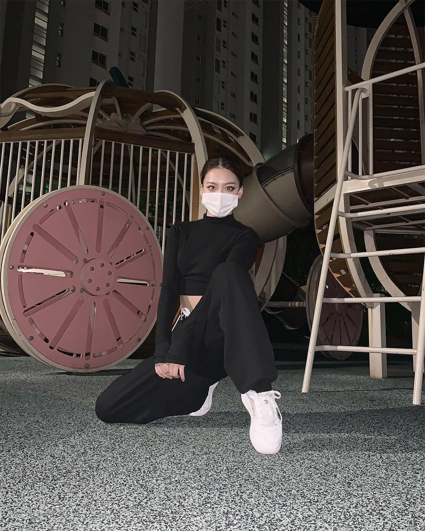 댄스 스니커즈로👟🔥힙한 @무드 이미지6