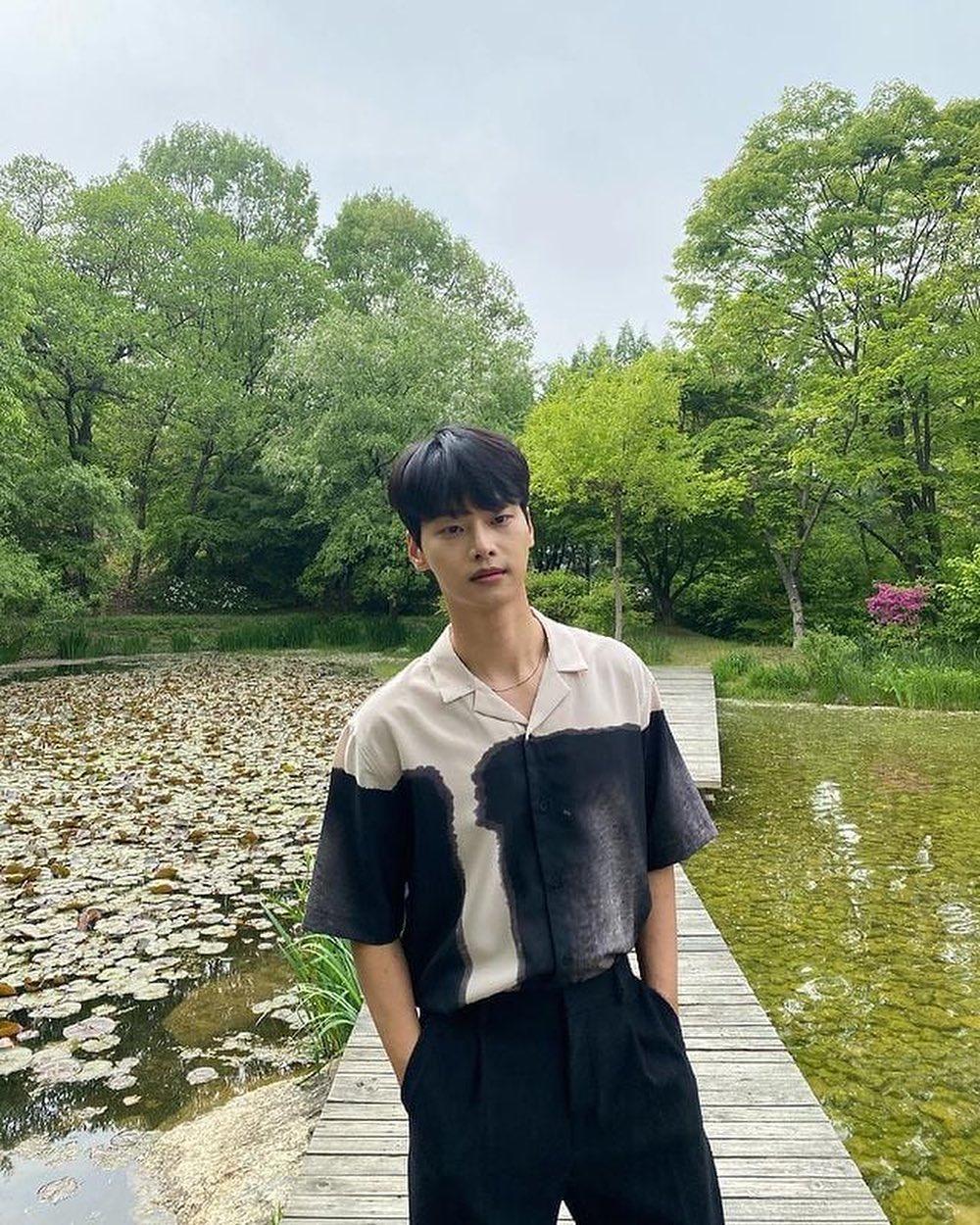 드라마 속 고운 도련님, 차학연😍 이미지1