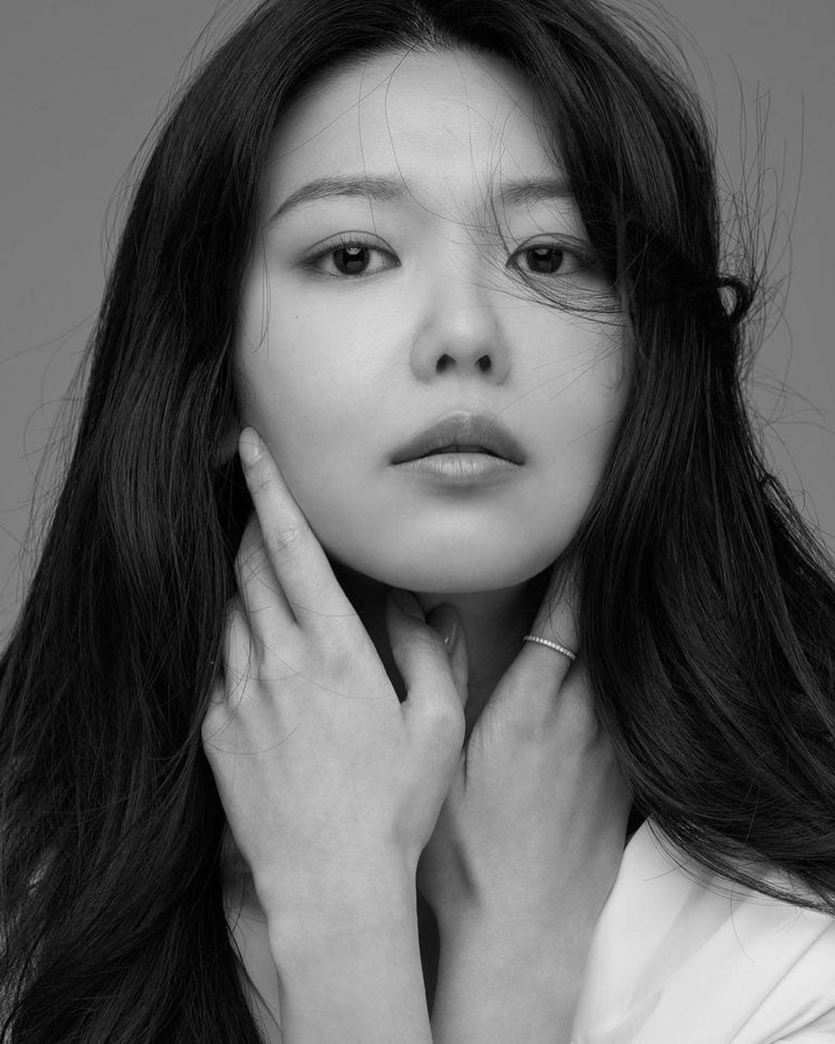 넘사벽 기럭지 수영 센스코디🖤🤍 이미지10