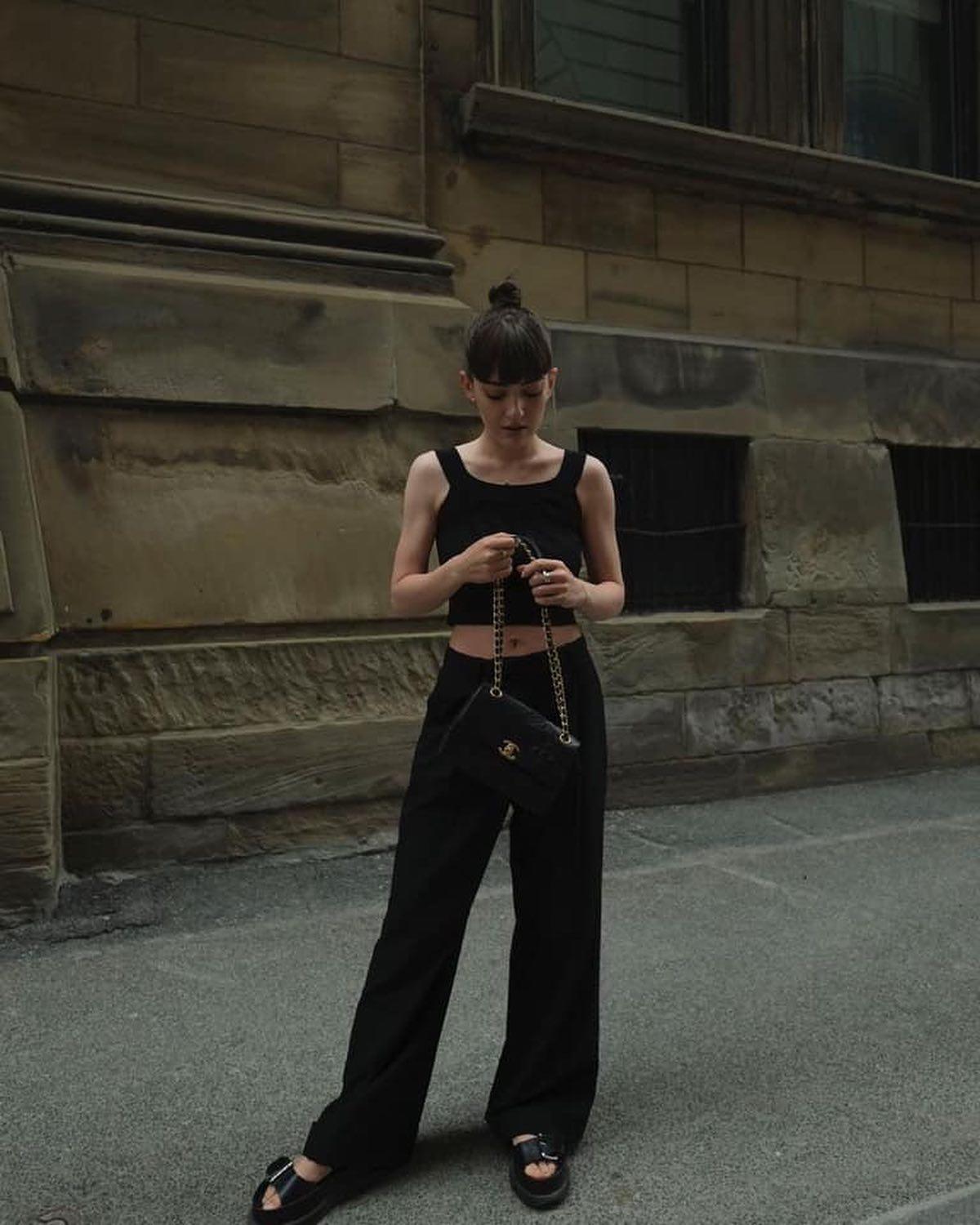깔끔한 올블랙 @요렇게🖤 이미지2