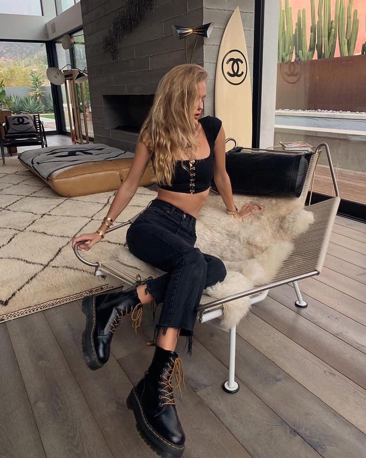 깔끔한 올블랙 @요렇게🖤 이미지5