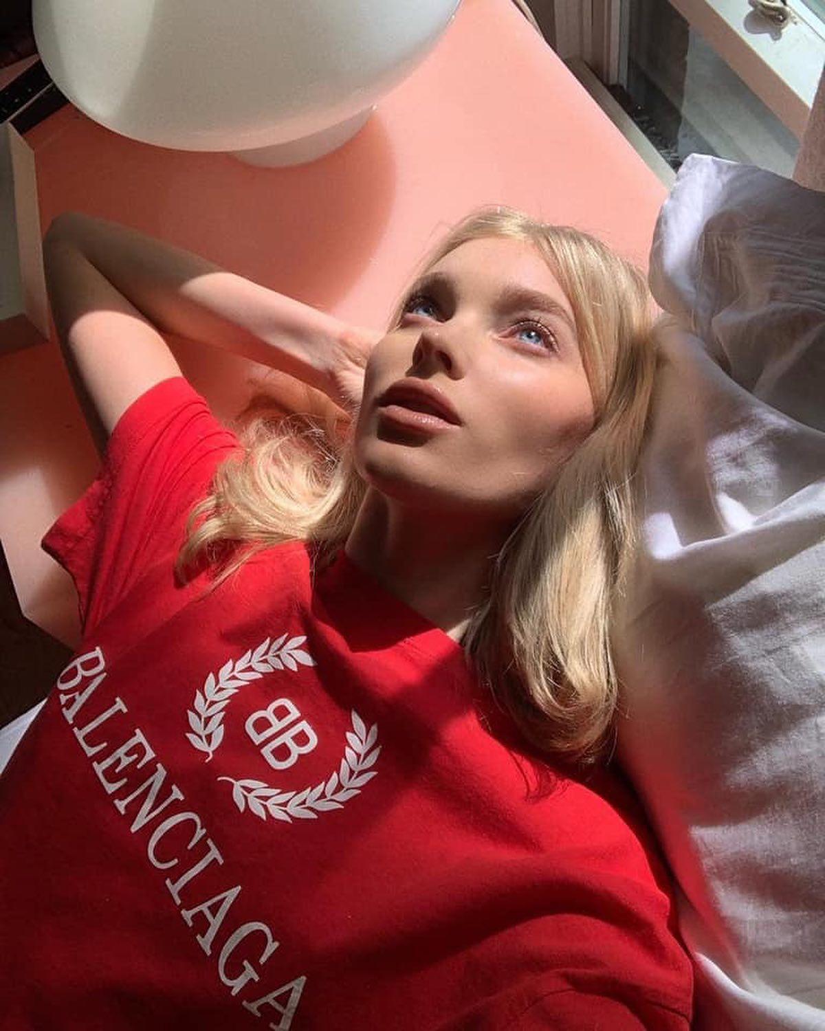 레드의 매력에 풍덩🌹💋 이미지1