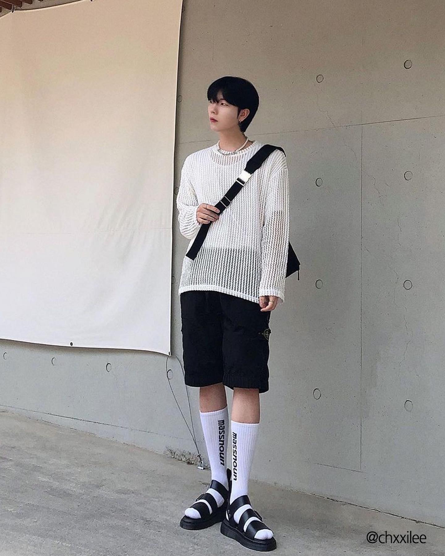 샌들도 스트릿 무드😎🔥@추가해
닥터마틴 샌들 여름코디법🖤🧡 #광고 #닥터마틴 이미지9