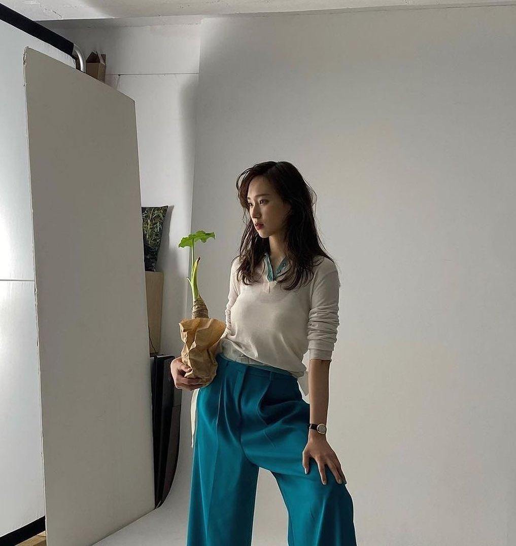 청초한 매력의 배우 류혜영📸 이미지4