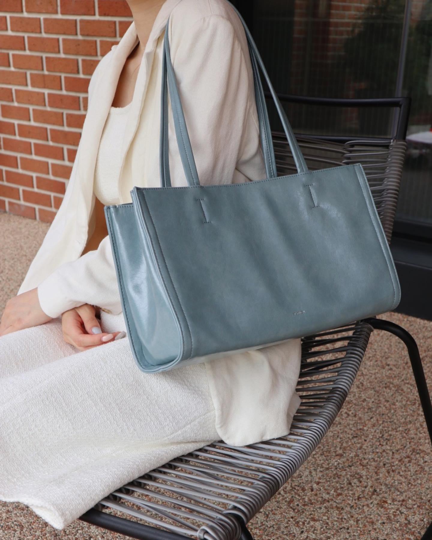 여름 코디에 좋은💙😎데님블루백 이미지10