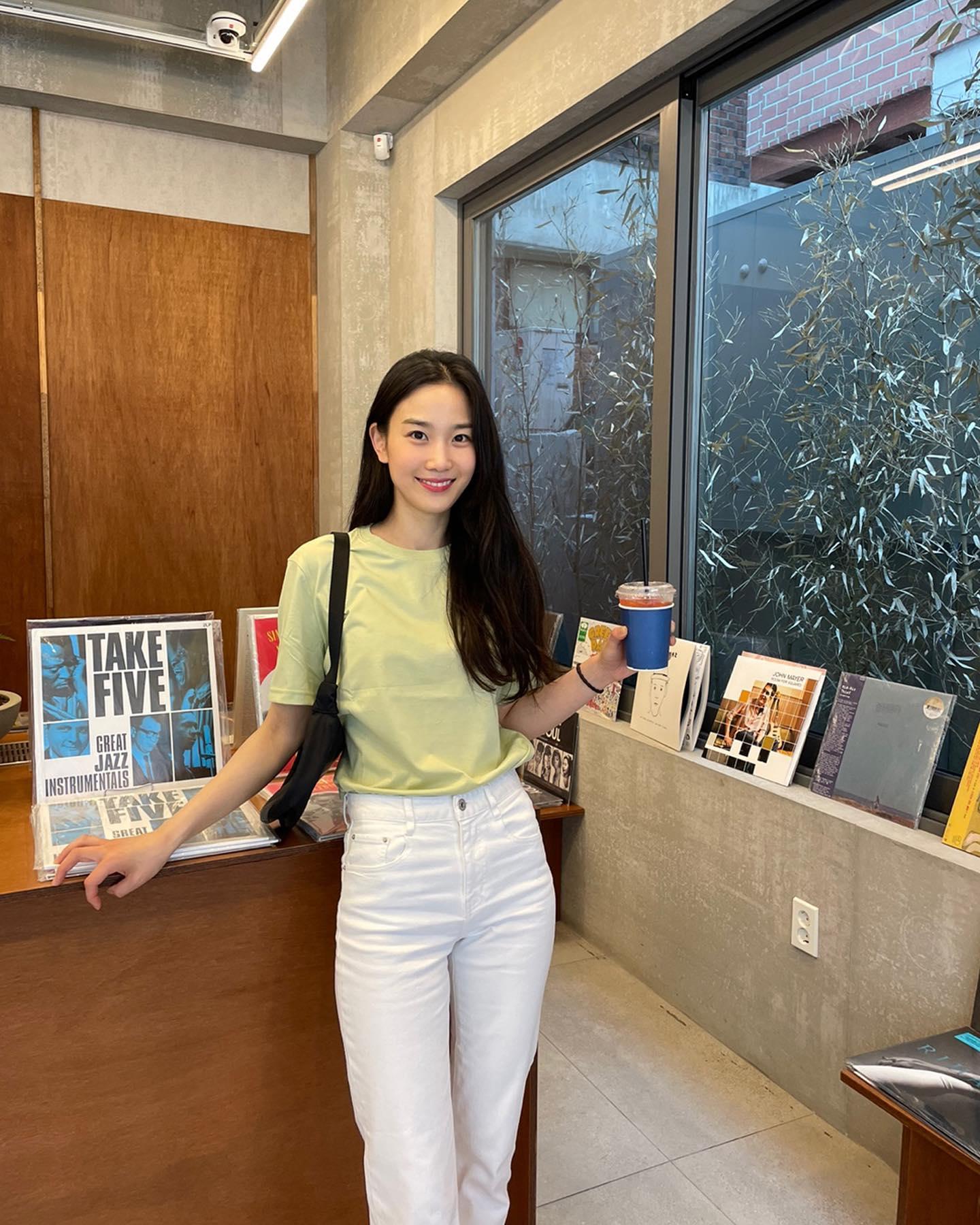 희령언니 일상룩💚🤍사랑스러워 이미지2