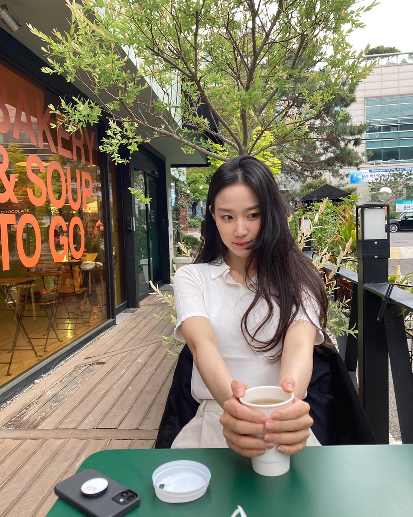 희령언니 일상룩💚🤍사랑스러워 이미지3