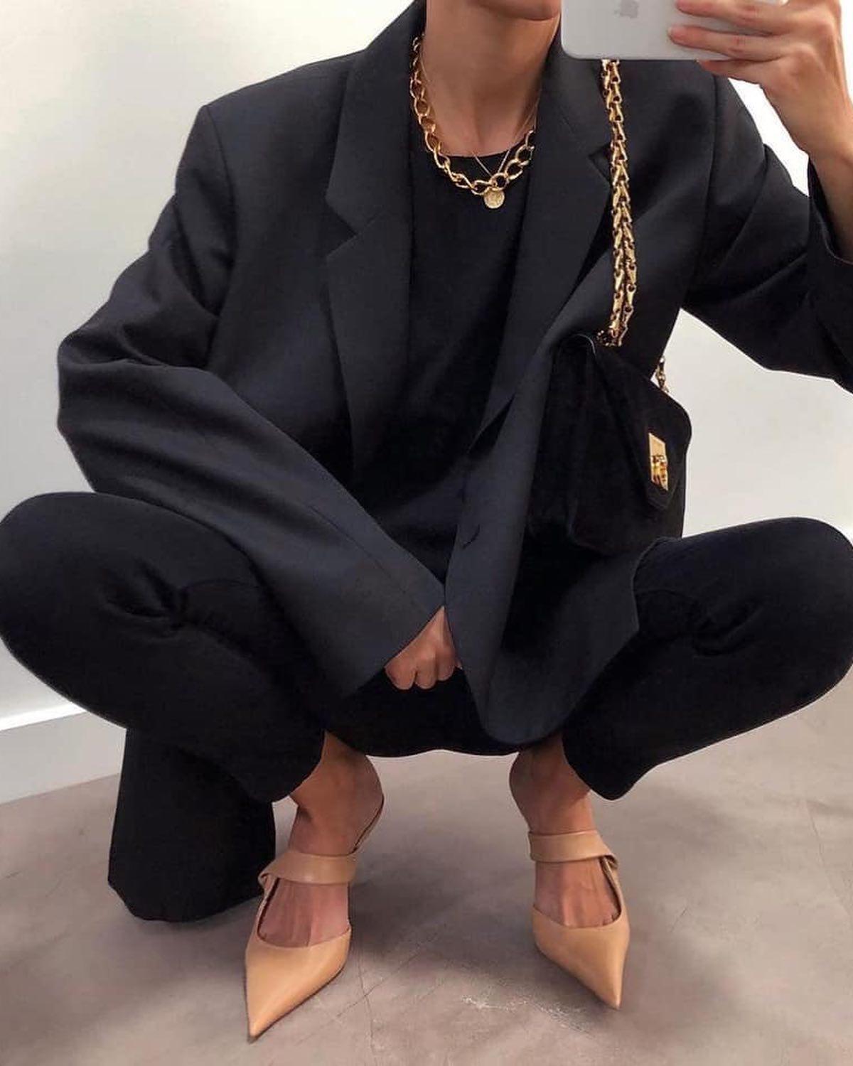 블랙엔 골드로 마무리🖤💛 이미지5