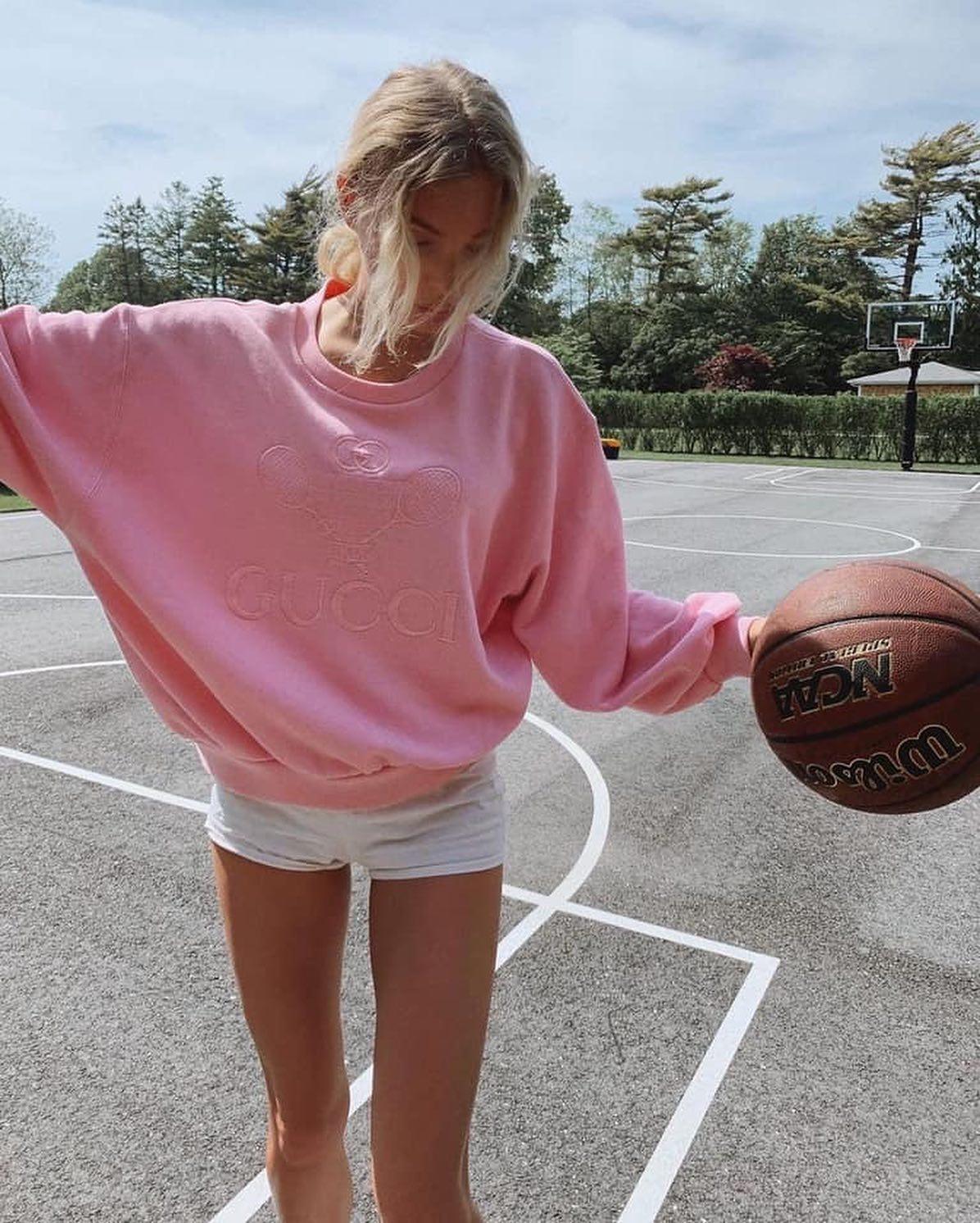 맨투맨에 숏팬츠 조합👍🏻❤️ 이미지4