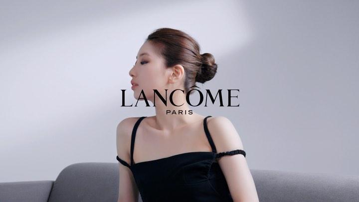 수지 x 랑콤❤️💛말이 더 필요해?⁣
밝고 화사한 피부톤에 편안함👍🏻✨역시 뗑이돌 #광고⁣
-⁣
@lancomeofficial 이미지