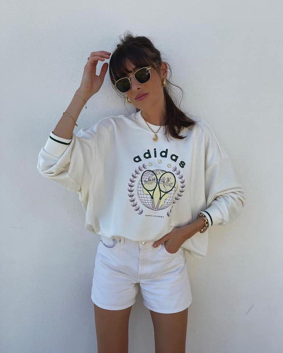 활용도 높은 흰반바지🤍📸 이미지2