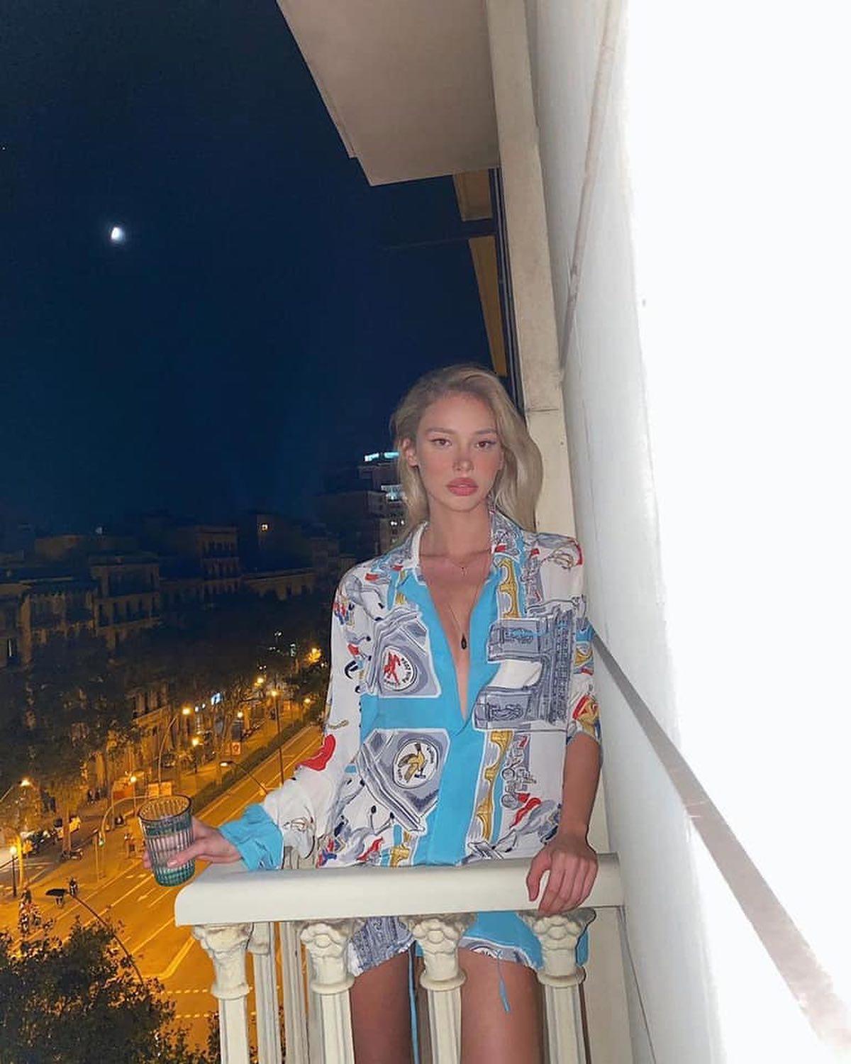 화사한 셔츠 입기👔🌟 이미지3