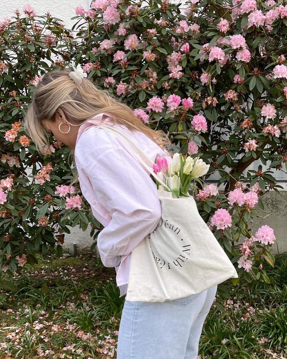 화사한 셔츠 입기👔🌟 이미지6