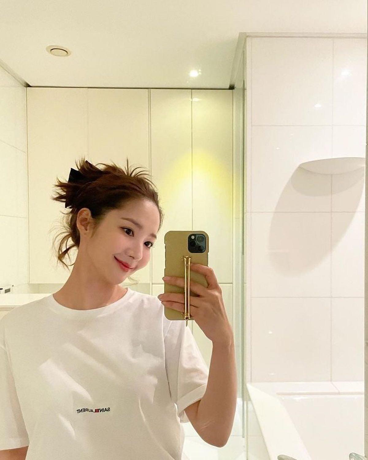 수려한 박민영의 물오른 데일리🌸 이미지7