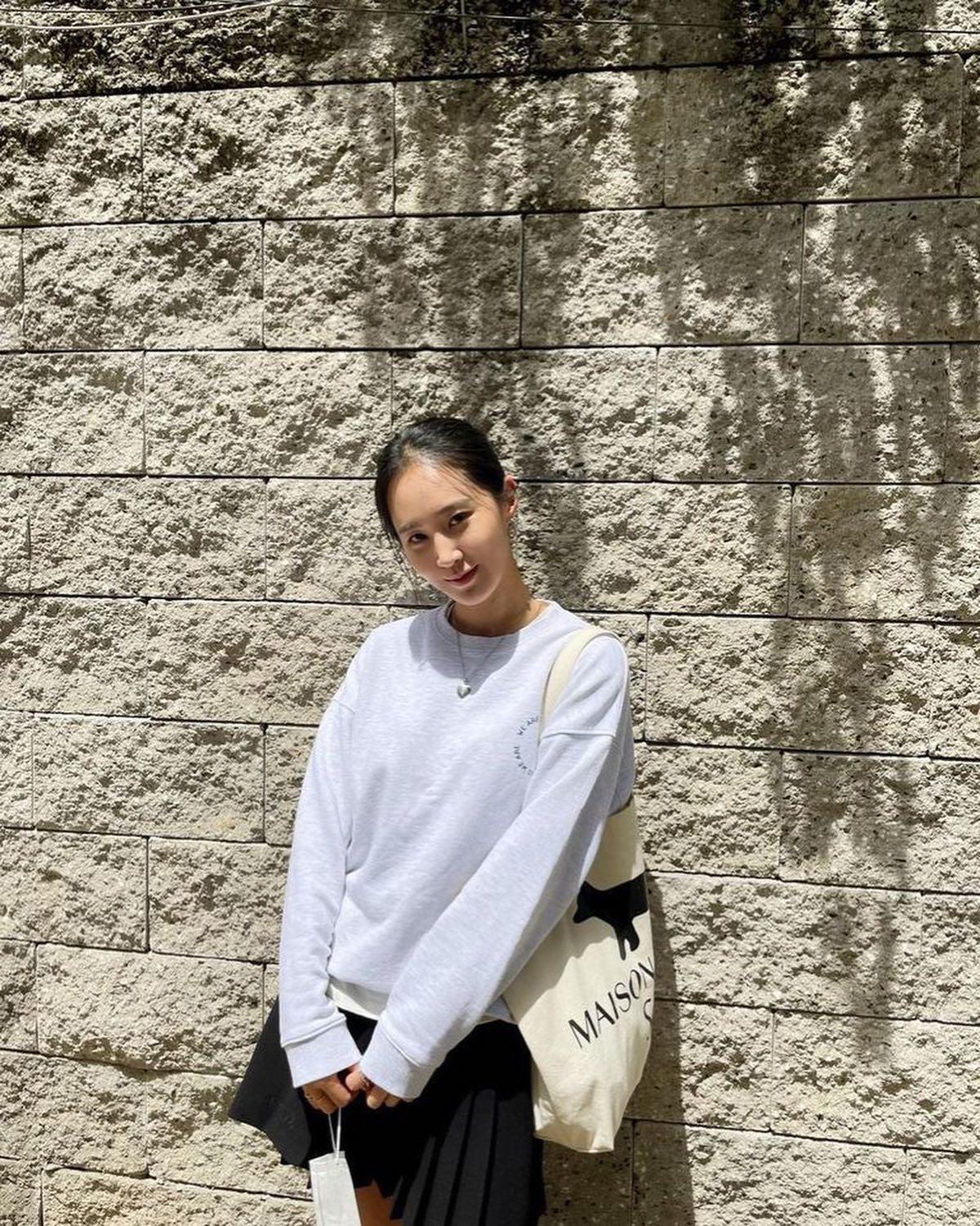 유리의 단아하고 고급진 착장들✨ 이미지5