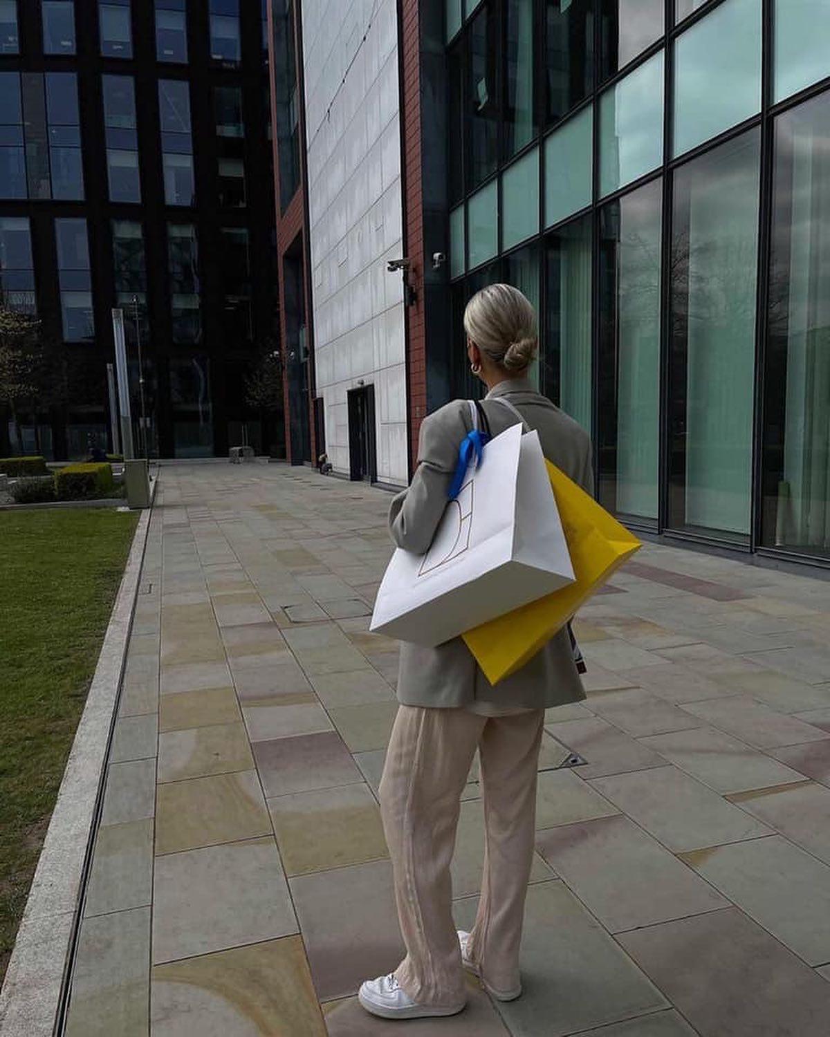 주말엔 쇼핑이 필요해👻🛍 이미지1