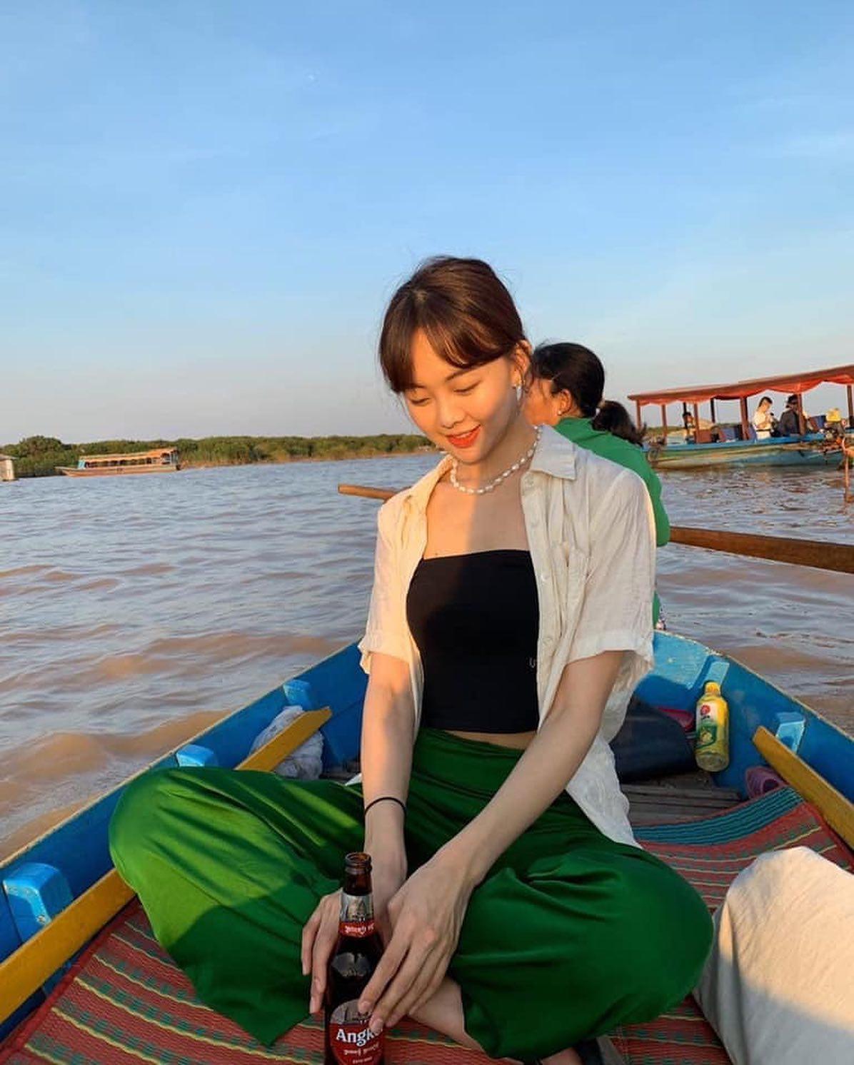 히피펌이 찰떡인 금새록💚 이미지4