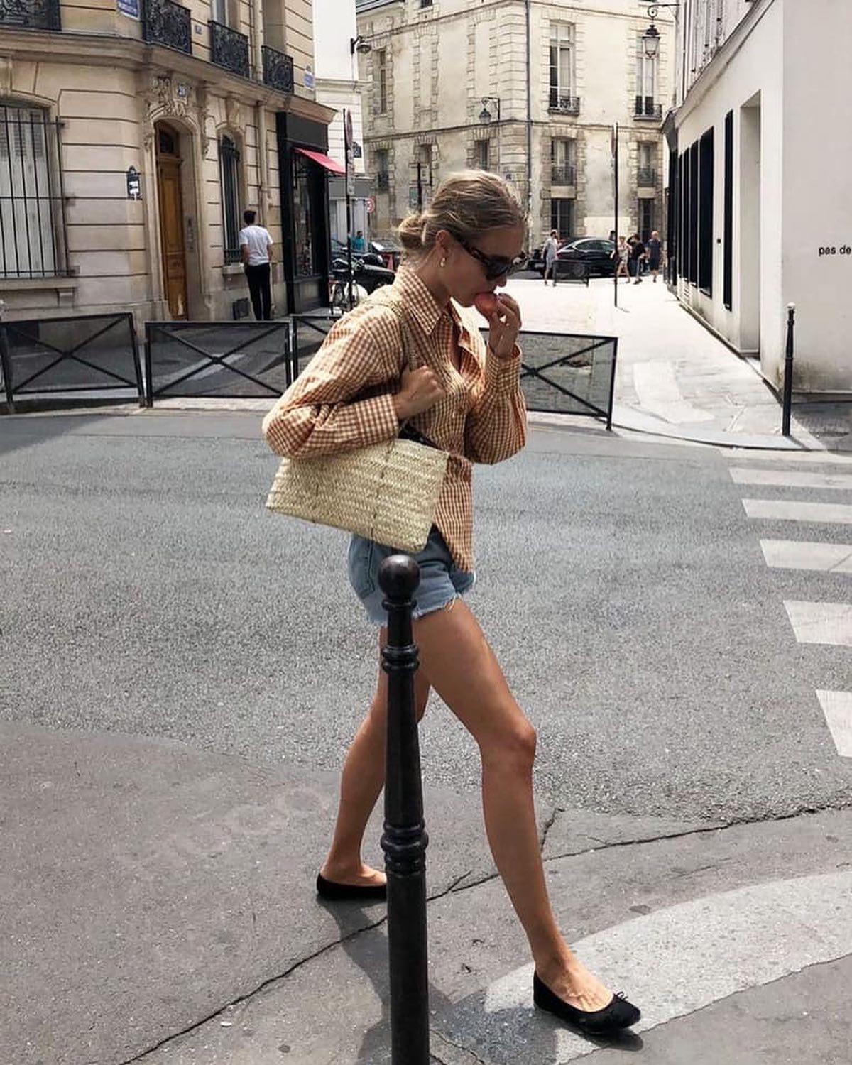 숏팬츠로 쿨한 무드💙 이미지2