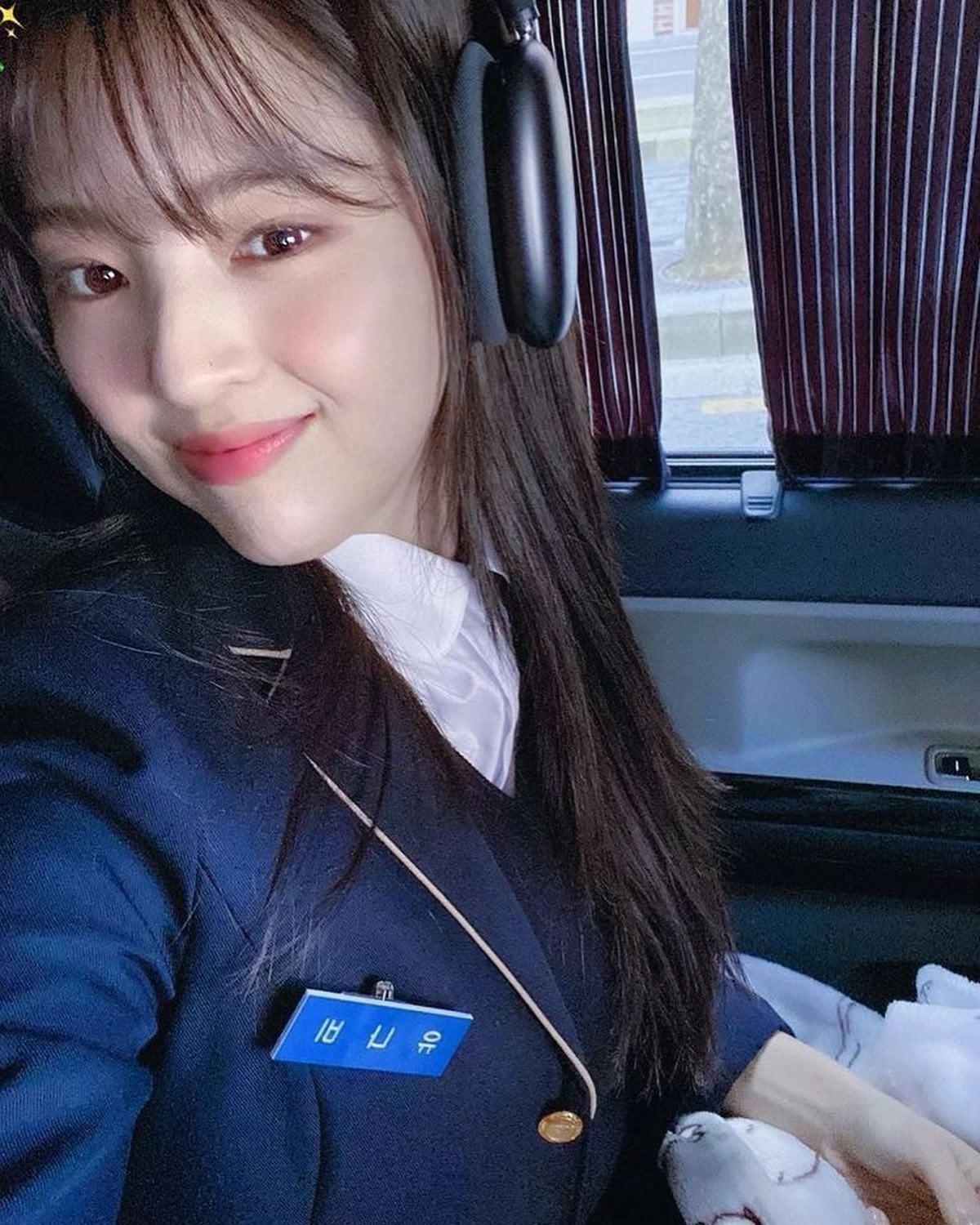 돌아온 분위기 천재 한소희💕 이미지2