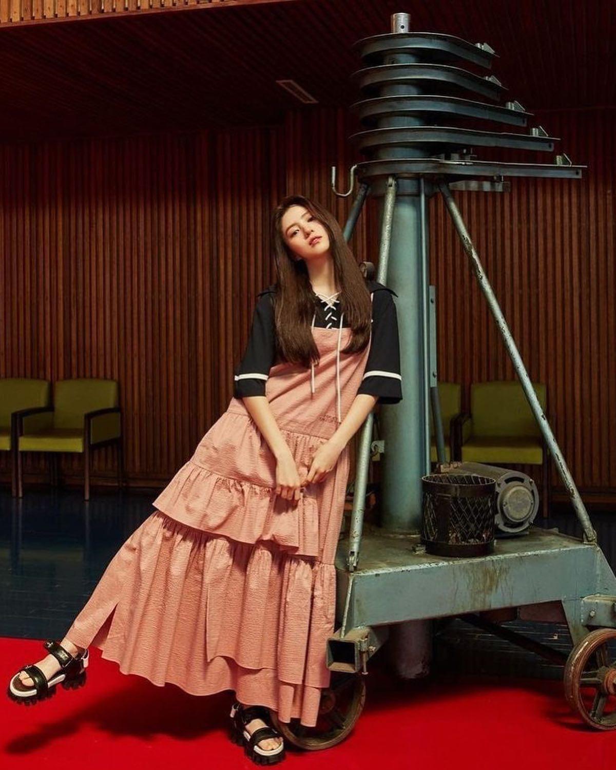 돌아온 분위기 천재 한소희💕 이미지8